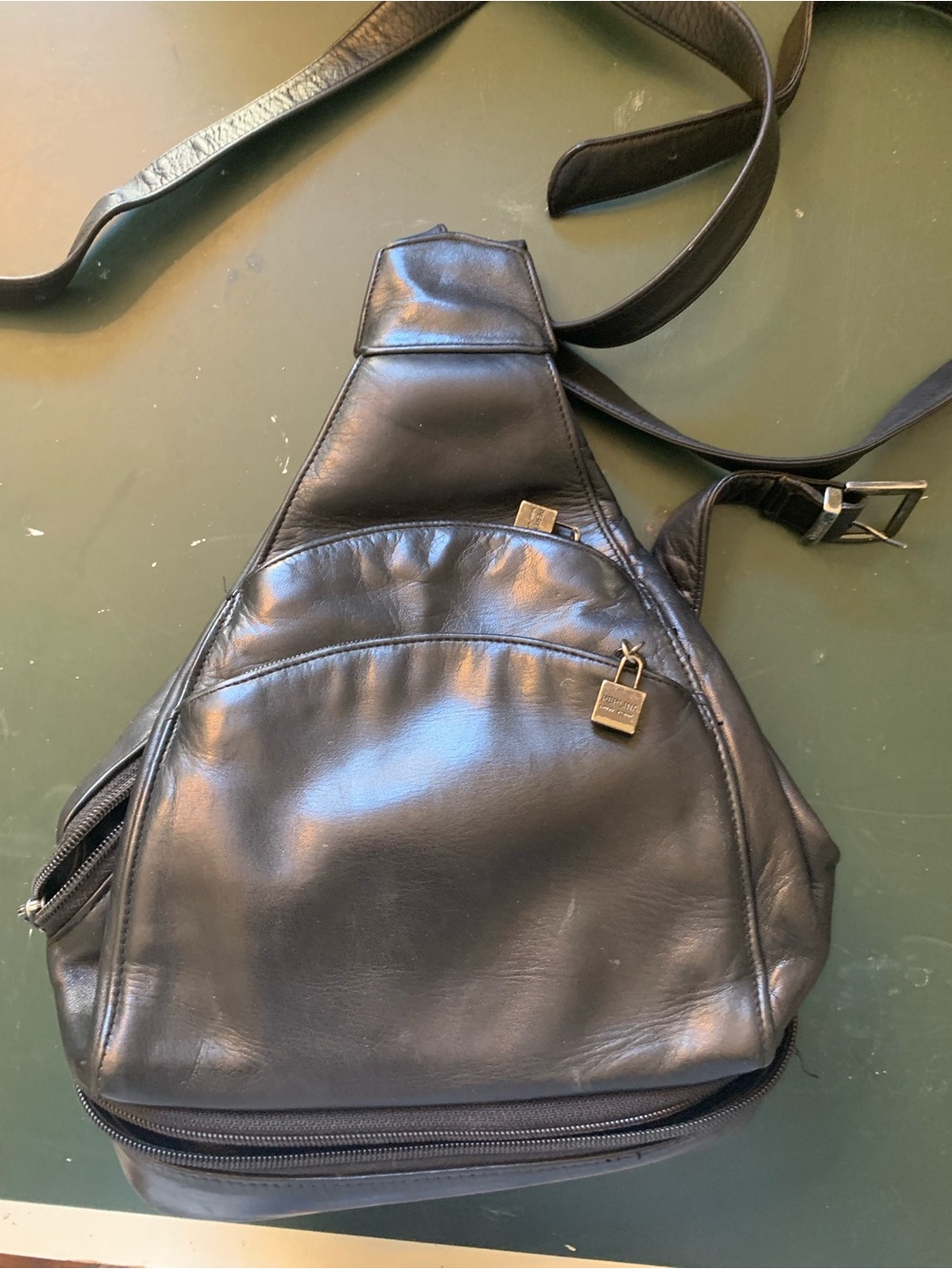 Perlina Black Leather Crossbody Sling Bag for Women - Classic Casual
